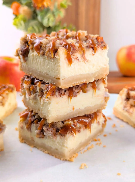 Apple Crumble Cheesecake Bars