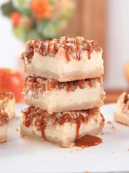 Apple Crumble Cheesecake Bars