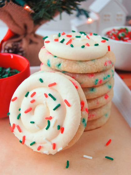 Christmas Sugar Cookies (Crumbl Copycat)